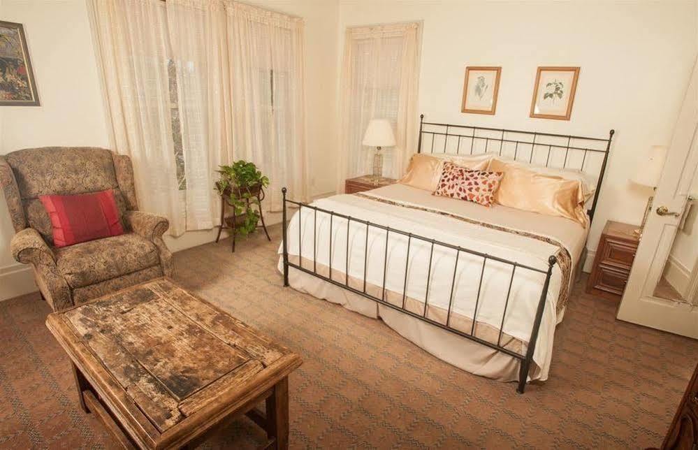 Camellia Inn Healdsburg Extérieur photo